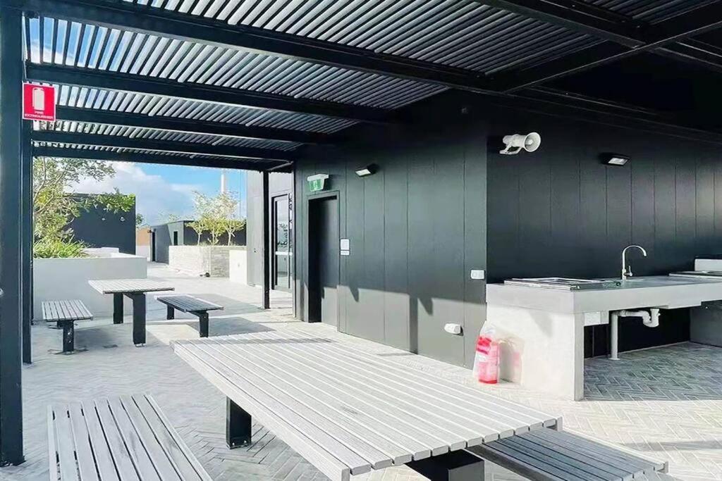 Apartment Wow New Gorgeous 2 Bed 2 Bath Parking