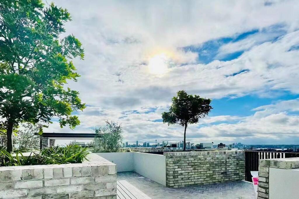 Apartment Wow New Gorgeous 2 Bed 2 Bath Parking